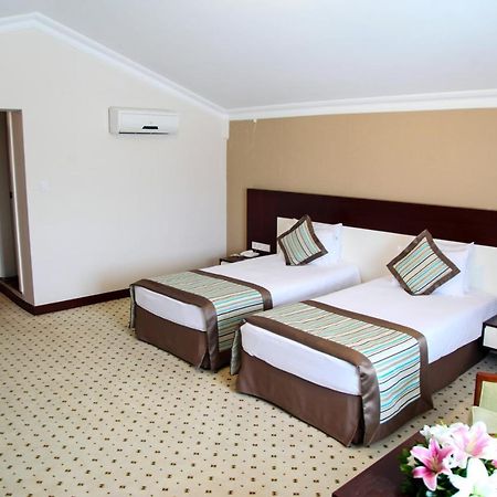 טקירדג Hotel Yayoba מראה חיצוני תמונה