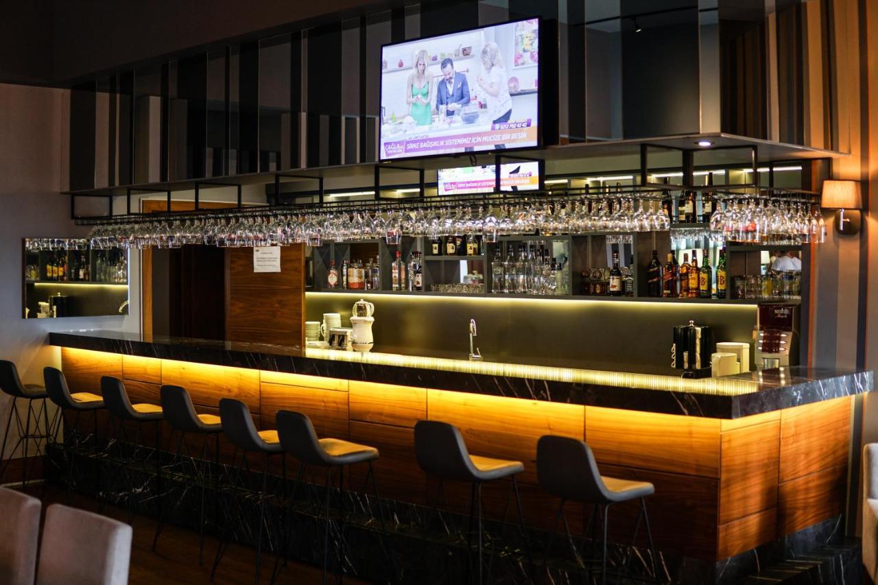 טקירדג Hotel Yayoba מראה חיצוני תמונה