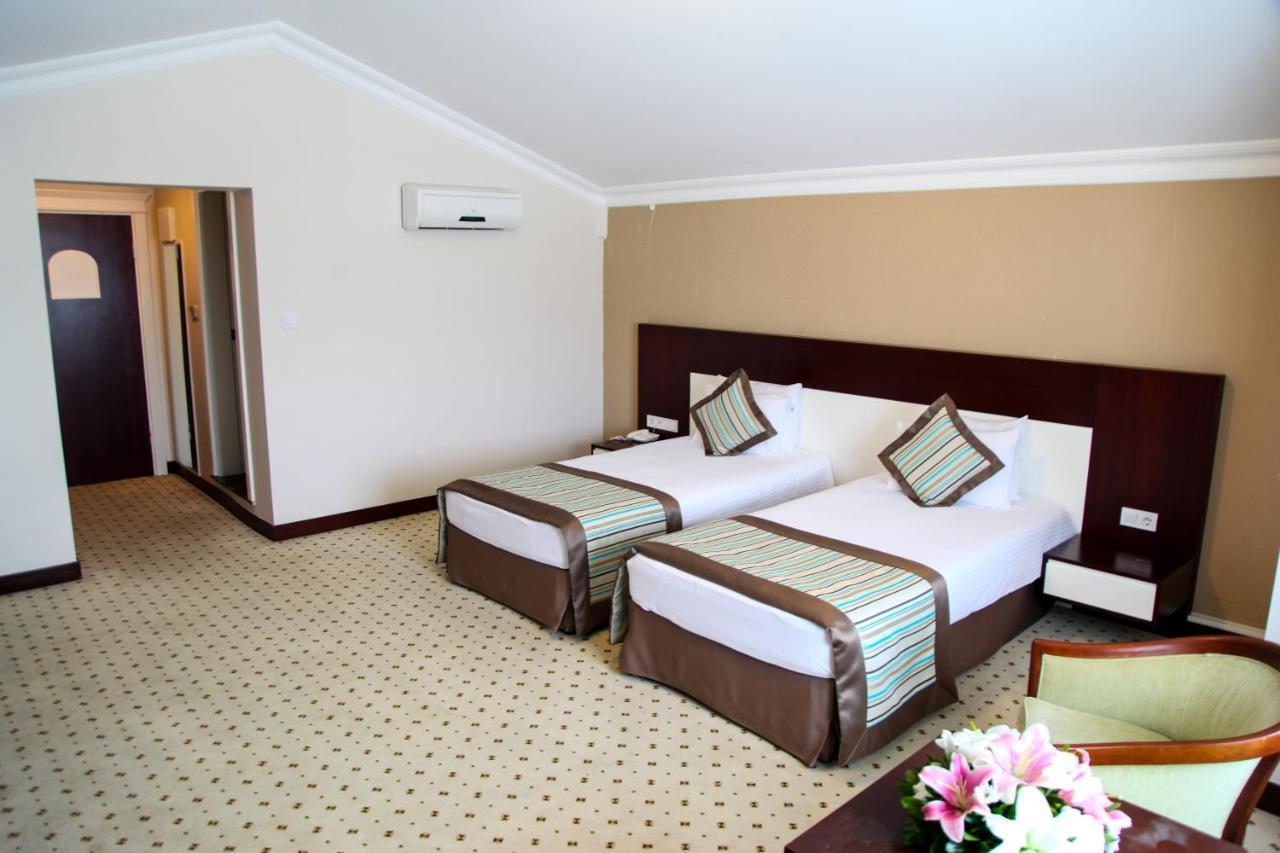 טקירדג Hotel Yayoba מראה חיצוני תמונה