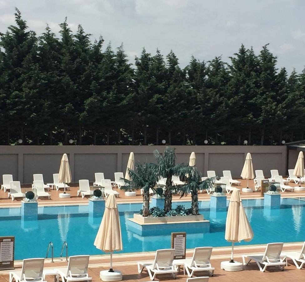 טקירדג Hotel Yayoba מראה חיצוני תמונה