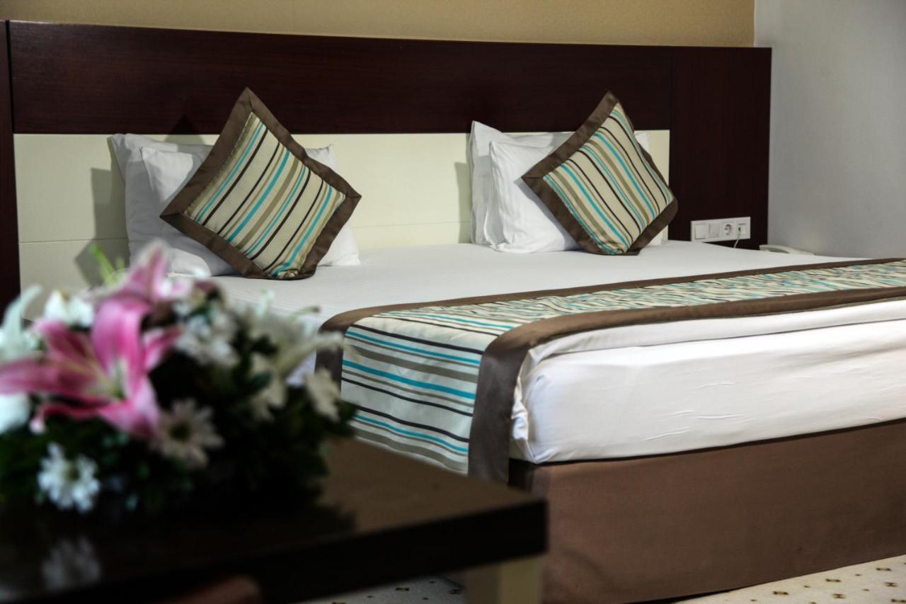 טקירדג Hotel Yayoba מראה חיצוני תמונה